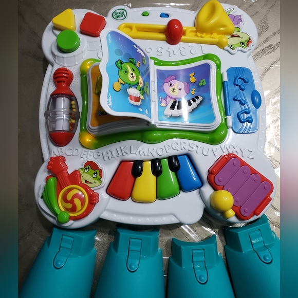 LeapFrog Learn and Groove Musical Table, Green - Picture 12 of 12